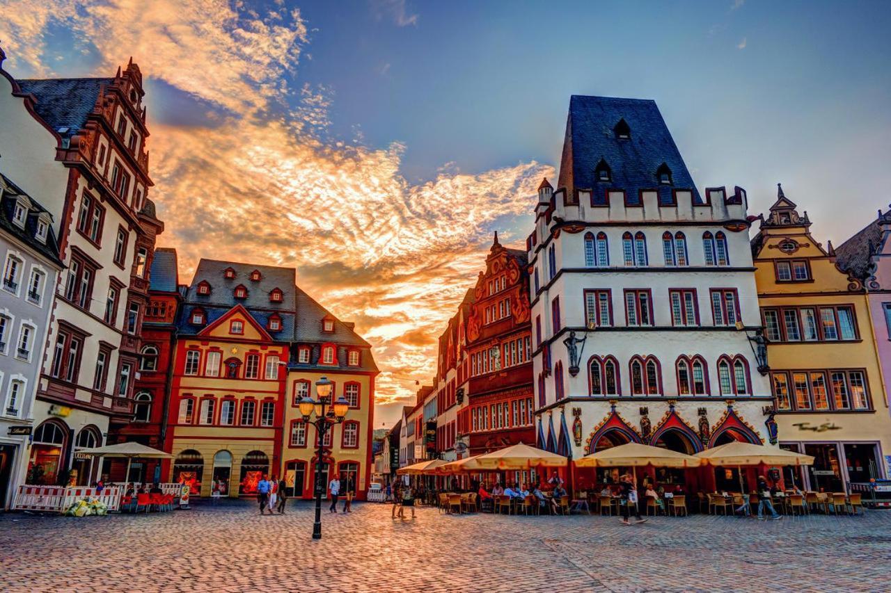Ferienwohnung In Der Altstadt Fussgangerzone Trier Bagian luar foto